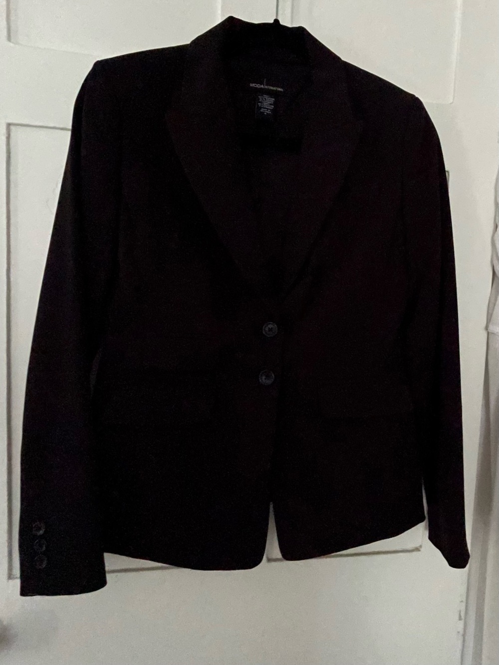 Moda International (Victoria’s Secret) VS Black Two-Button Blazer, Women’s’ 4